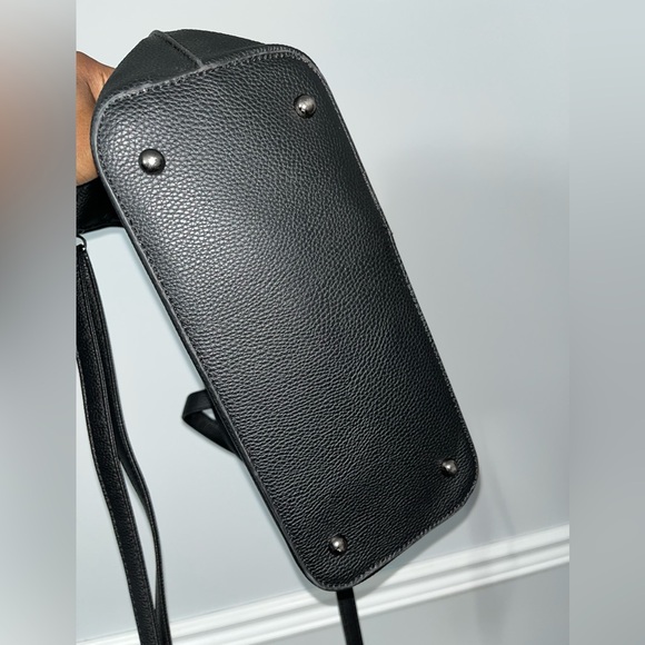 Faux Leather Tote Bag - Picture 10 of 11